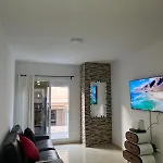 Moderno Y Centrico Ideal Parejas Silver House 96 *